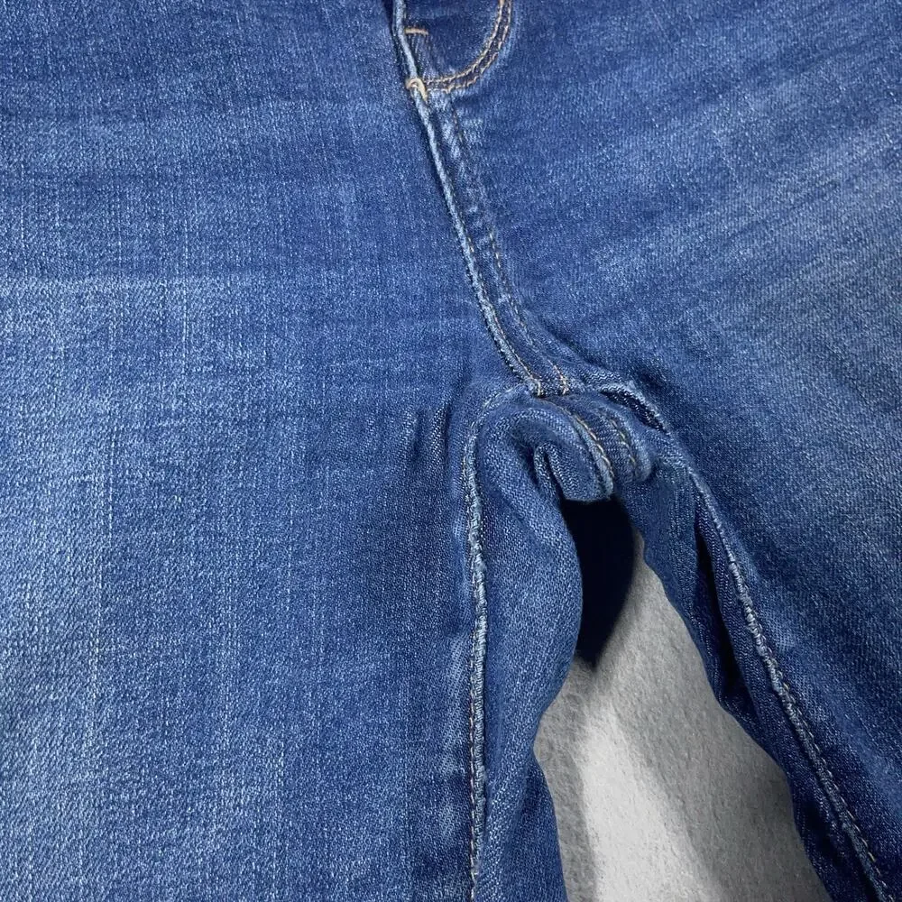 American Eagle Outfitters Women's Blue Flare Jeans
